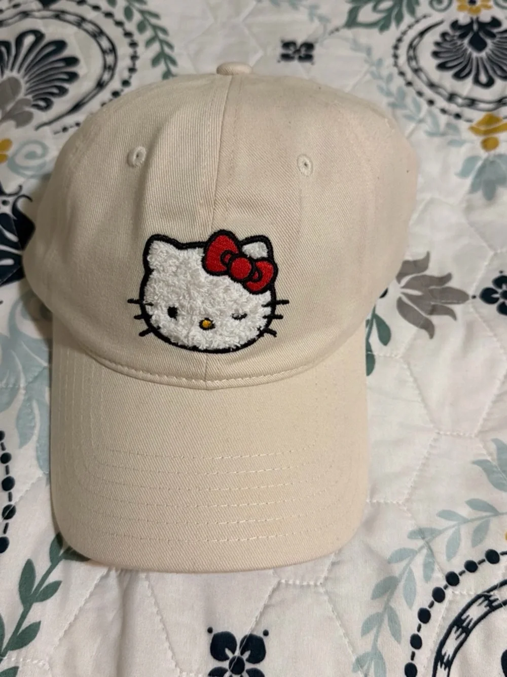 Sanrio Hello Kitty Cream Cap with Red Bow
